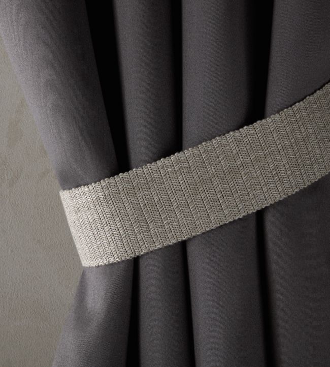 Liason Embrace Tieback Trimming by Mark Alexander Cement