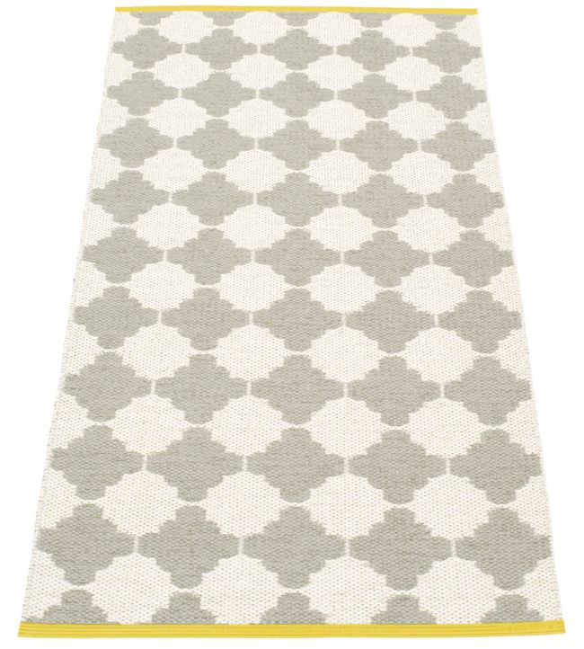 Marre Rug by Pappelina Warm Grey/Vanilla