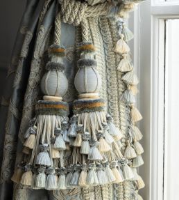 Bagatelle Scalloped Tassel Fringe Trimming by Samuel & Sons Scarlet Rose