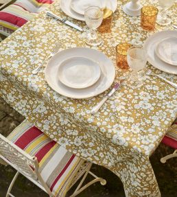 Betsy Bloom in Easton Fabric by Liberty Fennel