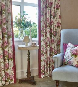 Bouquet Fabric by Prestigious Textiles Woodrose