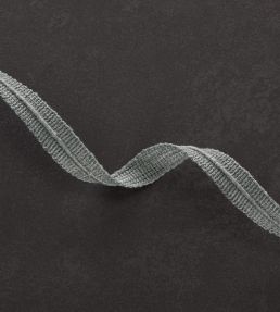 Brindille Trimming by Mark Alexander Tempest