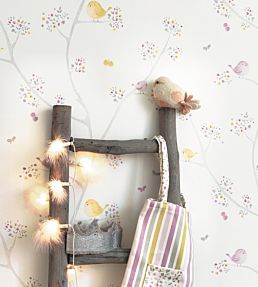 Oiseaux Wallpaper by Casadeco Rose