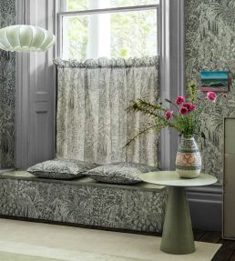 Cascade Linen Union Fabric by Cole & Son Leaf Green