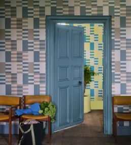 Check Wallpaper by Farrow & Ball Au Lait / Sardine