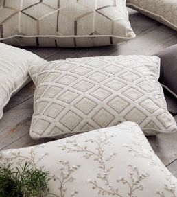 Paragon Fabric by Clarke & Clarke Ivory/linen