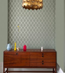 Crivelli Trellis Wallpaper by Farrow & Ball in Skimming