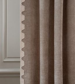 Dorset Velvet Scallop Trimming by Samuel & Sons Porcelain
