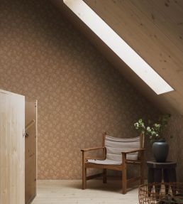 Hip Rose Wallpaper by Borastapeter Pink