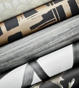 Lotus Wallpaper by Harlequin Ivory / Gilver