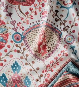 Majorelle Fabric by Nina Campbell 3