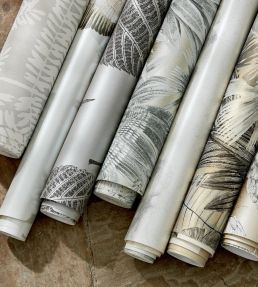 Matupi Wallpaper by Harlequin Parchment / Gold