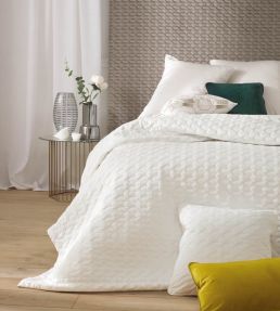 Mercutio Fabric by Camengo Cream