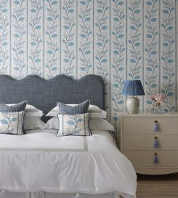 Pomegranate Trail Wallpaper by Nina Campbell 1