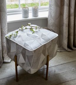 Point Fabric by Prestigious Textiles Rose Quartz