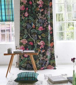 Porcelaine de Chine Velours Fabric by Designers Guild Noir