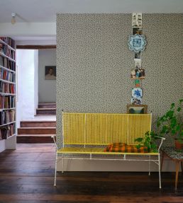 Renaissance Leaves Wallpaper by Farrow & Ball Green Smoke / Pink Cup