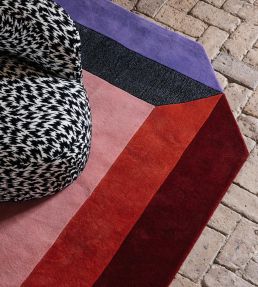 Layered Tekla Crystal rug Spectrum TKCRYSPEC180270 Spectrum