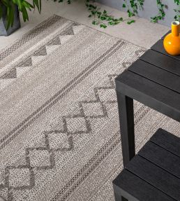 VARA-01-80150-Varanda Diamond-Rugs-Natural Natural