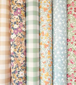 Pansy Wallpaper by Casadeco Noir / Camel