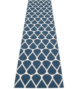 Otis Runner Rug by Pappelina Ocean Blue/Vanilla